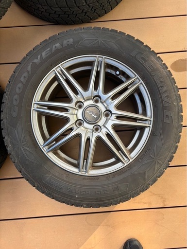 【お譲り先決まりました】Goodyear 215/65R16 スタッドレスタイヤ・ホイールセット