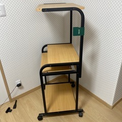 美品　【今月まで】パソコンラック　パソコンテーブル の画像