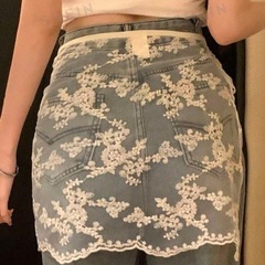 今期物　未使用　ファッション　【山本舞香さん着用】レース ワンピース スカート サイド レーススカート　おしゃれ　トレンディ　女性向け　セクシー 透け エプロン　ミニ　巻きスカートの画像