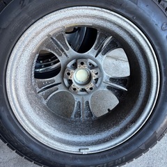 225/55R17バリ山スタッドレス4本セットの画像