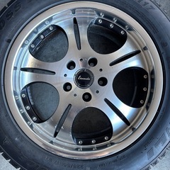 225/55R17バリ山スタッドレス4本セットの画像