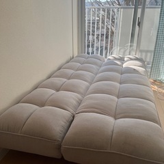折りたたみソファの画像