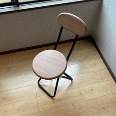 折りたたみ椅子
