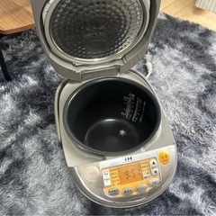 炊飯器　10合炊き　象印の画像