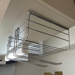 ニトリ　吊り戸棚バスケットフック付きの画像