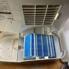 コロナ加湿器 程度良好の画像