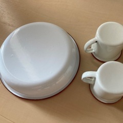 食器セットの画像