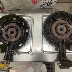 業務用 ガス　コンロ　
2台　　