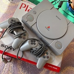 初代PlayStation本体　（ソフト込み）