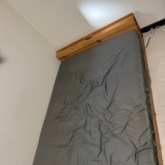 セミダブルベッド