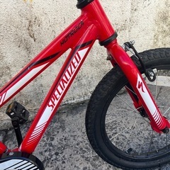 16インチBMXキッズバイクSPECIALIZEDマウンテンバイク HOTROCAスペシャライズド自転車街乗り通学車通勤車🍉プロフ必読 の画像