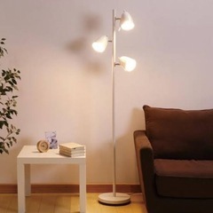 ニトリ　スタンドライト　フロアランプ　
ホワイト　の画像