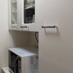 食器棚の画像