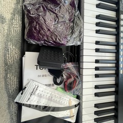 電子ピアノの画像