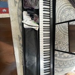 電子ピアノの画像