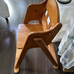 チャイルドチェアの画像