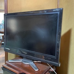 液晶テレビ　SHARP AQUOS LC-32D30