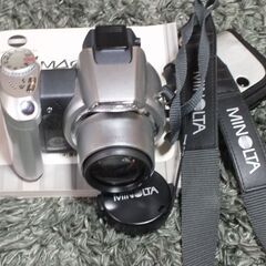 コニカミノルタ　DiMAGE Z1