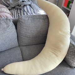 抱き枕の画像