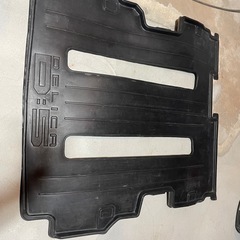 デリカD5 ラゲッジトレイ