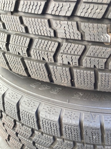 goodyear  スタッドレスタイヤ　アルミホイール付き