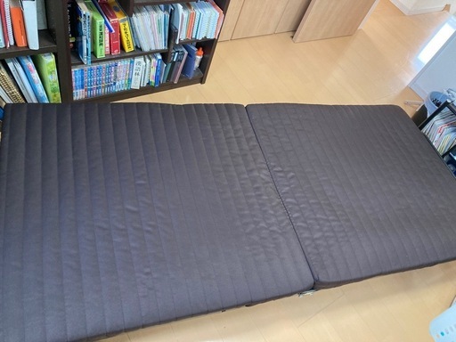折りたたみベッド　シングル