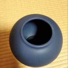 ブルー　花瓶　の画像
