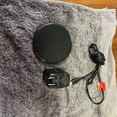 ELECOM ワイヤレス充電器の画像