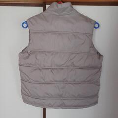 新品　メンズ　　暖かベスト　訳有りの画像