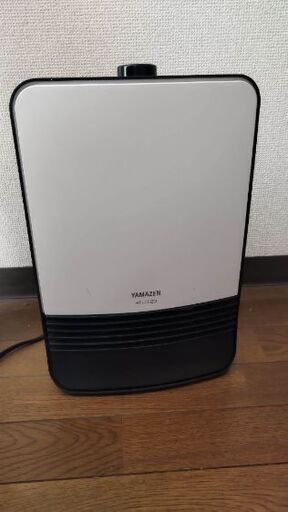 山善セラミックファンヒーター 　2018年