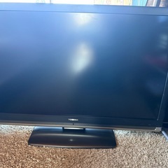 42インチ液晶テレビ