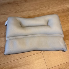 ニトリ　首をしっかり支える枕　40×60cm