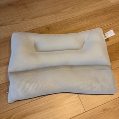 ニトリ　首をしっかり支える枕　40×60cmの画像
