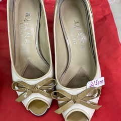 『値下げ』ダイアナパンプス　21.5センチ