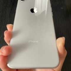 お話中　本日限定値下げ！10,000→8,000　iPhone8 64GB SIMフリー　の画像