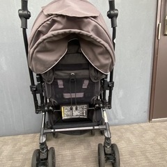 買い替えのためお譲りします。コンビのベビーカーですの画像