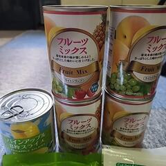 食品、缶詰め