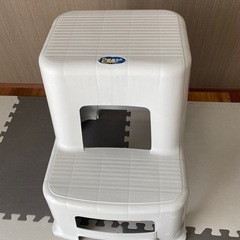 2段踏み台の画像
