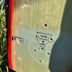 スノーボード板とカバーの画像