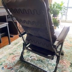 ＜12/21・22取引限定＞くつろぎのリクライニングアームチェアの画像