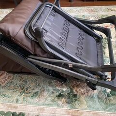 ＜12/21・22取引限定＞くつろぎのリクライニングアームチェアの画像