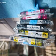 未使用 エプソン用プリンターインク　黄、黒、マゼンタ　各8個計2...