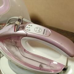 東芝　コードレス　スチームアイロンの画像
