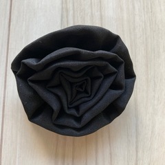 黒　ローズ　薔薇　コサージュ