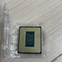 Intel Core i3-12100F 12th Gen CPUの画像