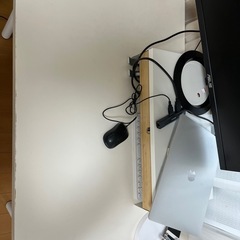 無料中古IKEAデスクの画像