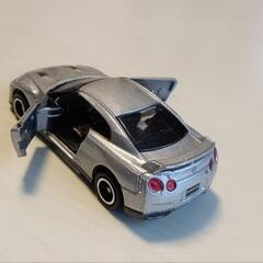 トミカ 日産 GT-R  TOMICA NISSAN GTR ミニカーの画像