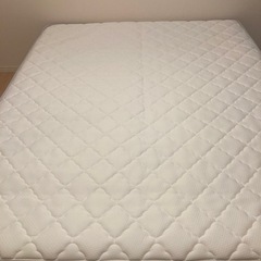 クイーンサイズすのこベッド（マットレス付き）の画像