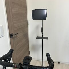 【新品未使用】タブレットフロアスタンド アーム スタンド スマホ ホルダーの画像