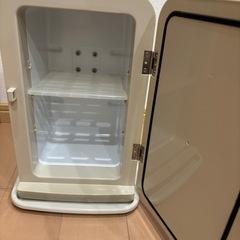 電子冷温ボックスの画像